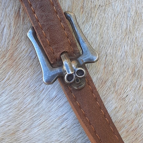 Designer Montana West. Genuine leather, cowhide fringe bag. - Picture 6 of 8